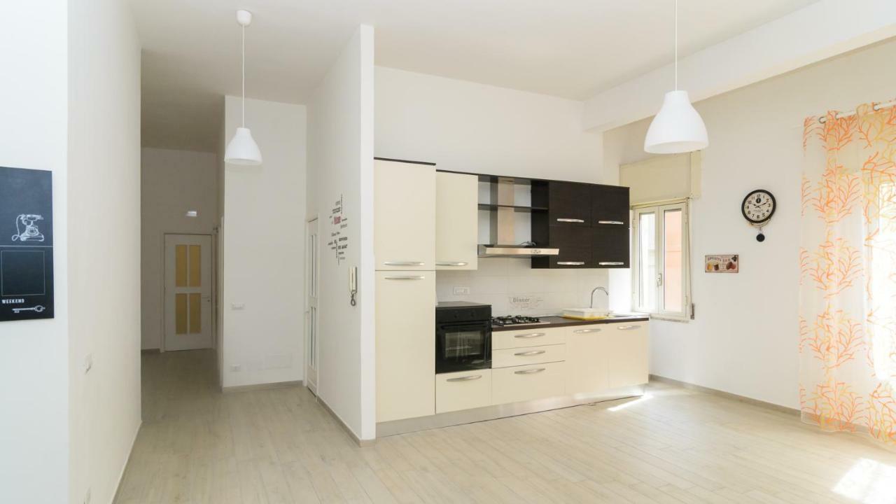 Lazzarella Loft Apartment เนเปิลส์ ภายนอก รูปภาพ